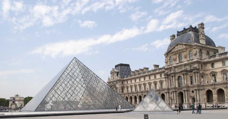 L'histoire du Louvre, de forteresse à palais royal, puis écrin d'un louvre tableau celebre